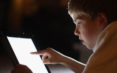 GUIDE POUR LA PROTECTION DES ENFANTS SUR LE WEB